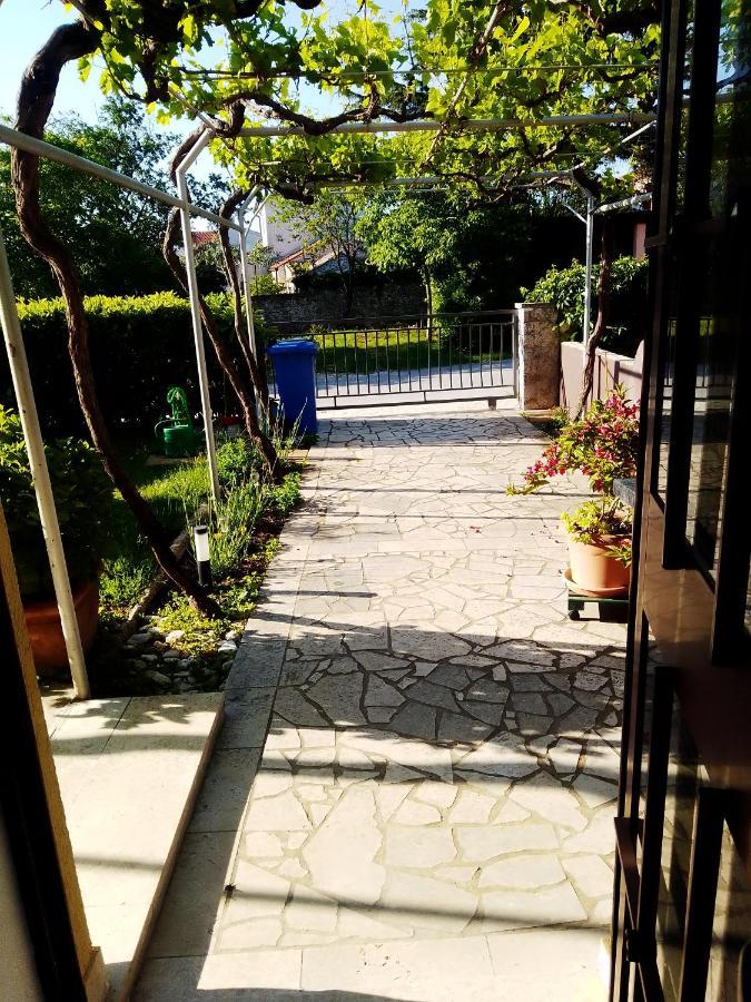 Apartments Bor Μεντουλίν Εξωτερικό φωτογραφία